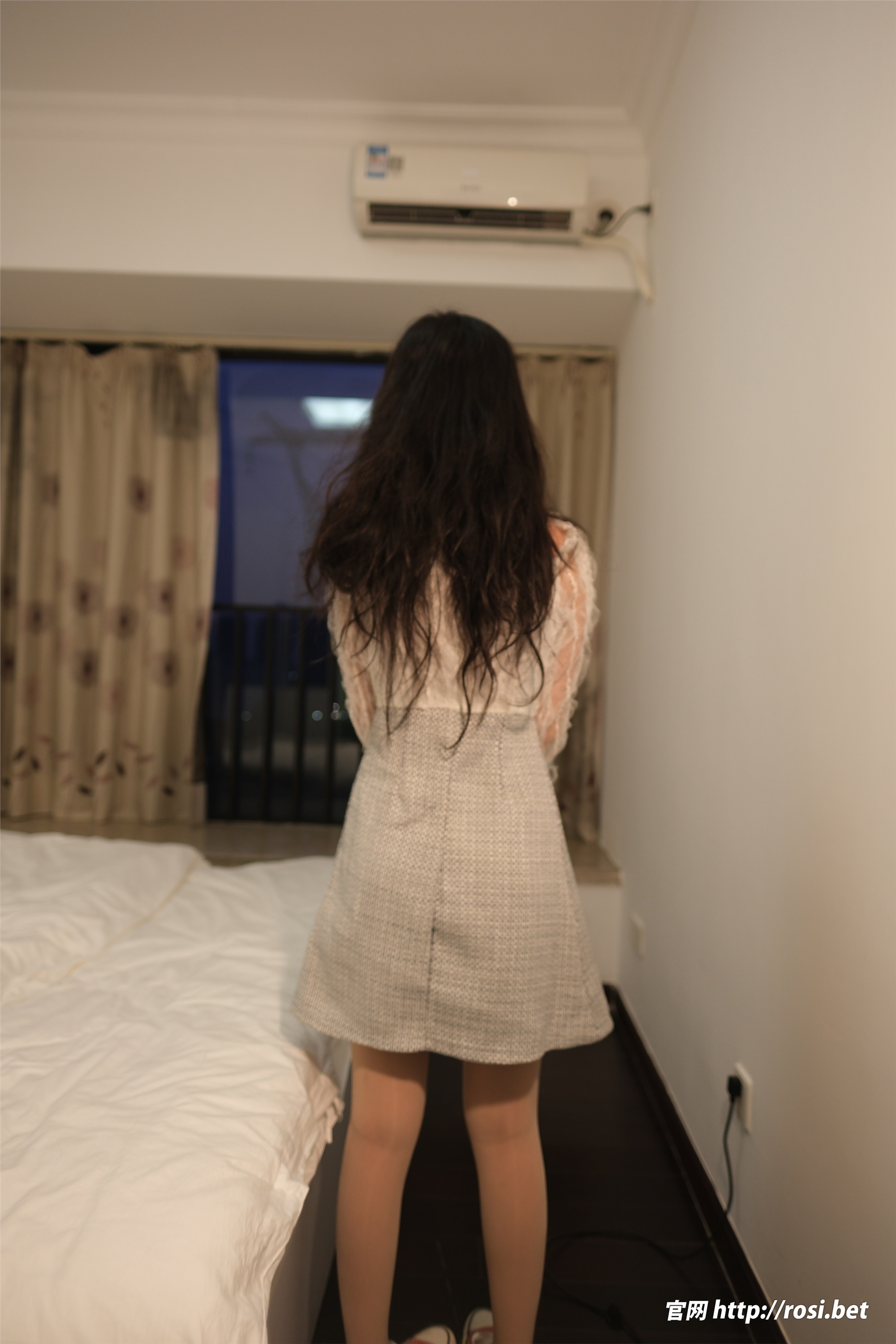 ROSI写真 2025.12.23 NO.5132